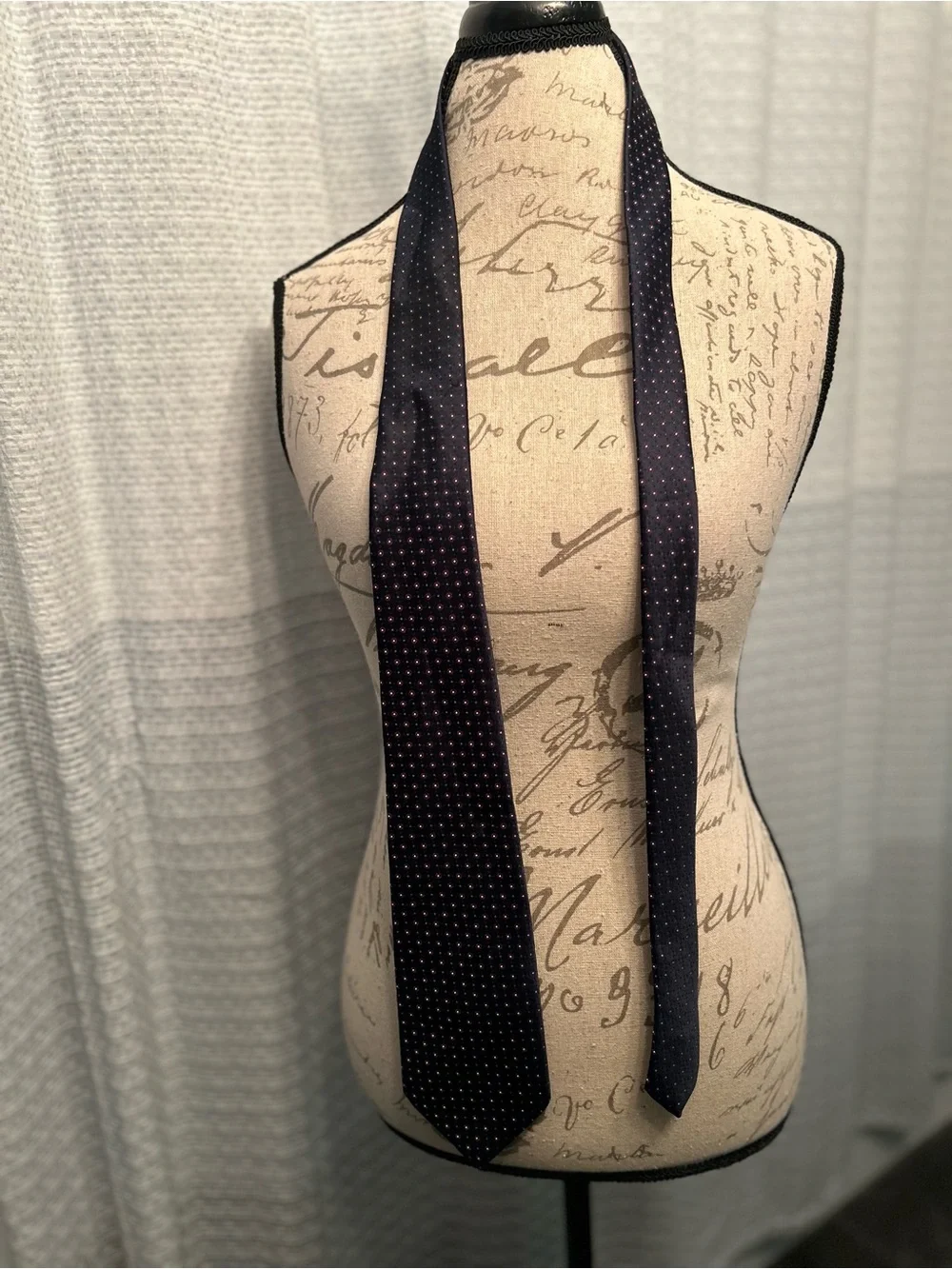 Wembley Vintage Navy Silk Tie with Small Red Polka Dots